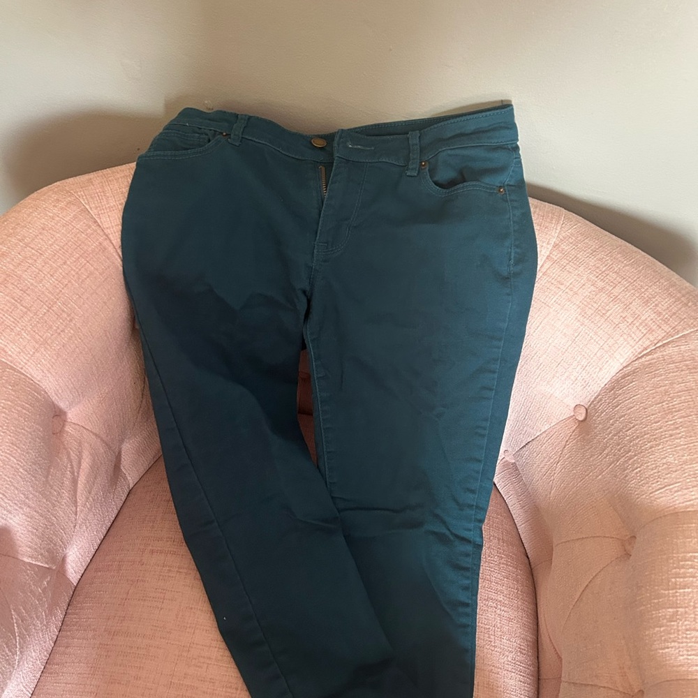 Woman’s Teal Signature, Fit Skinny Jeans